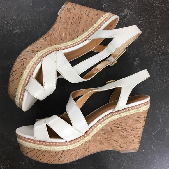 Vince Camuto Shoes - Cream Vince Camuto Wedges 9.5